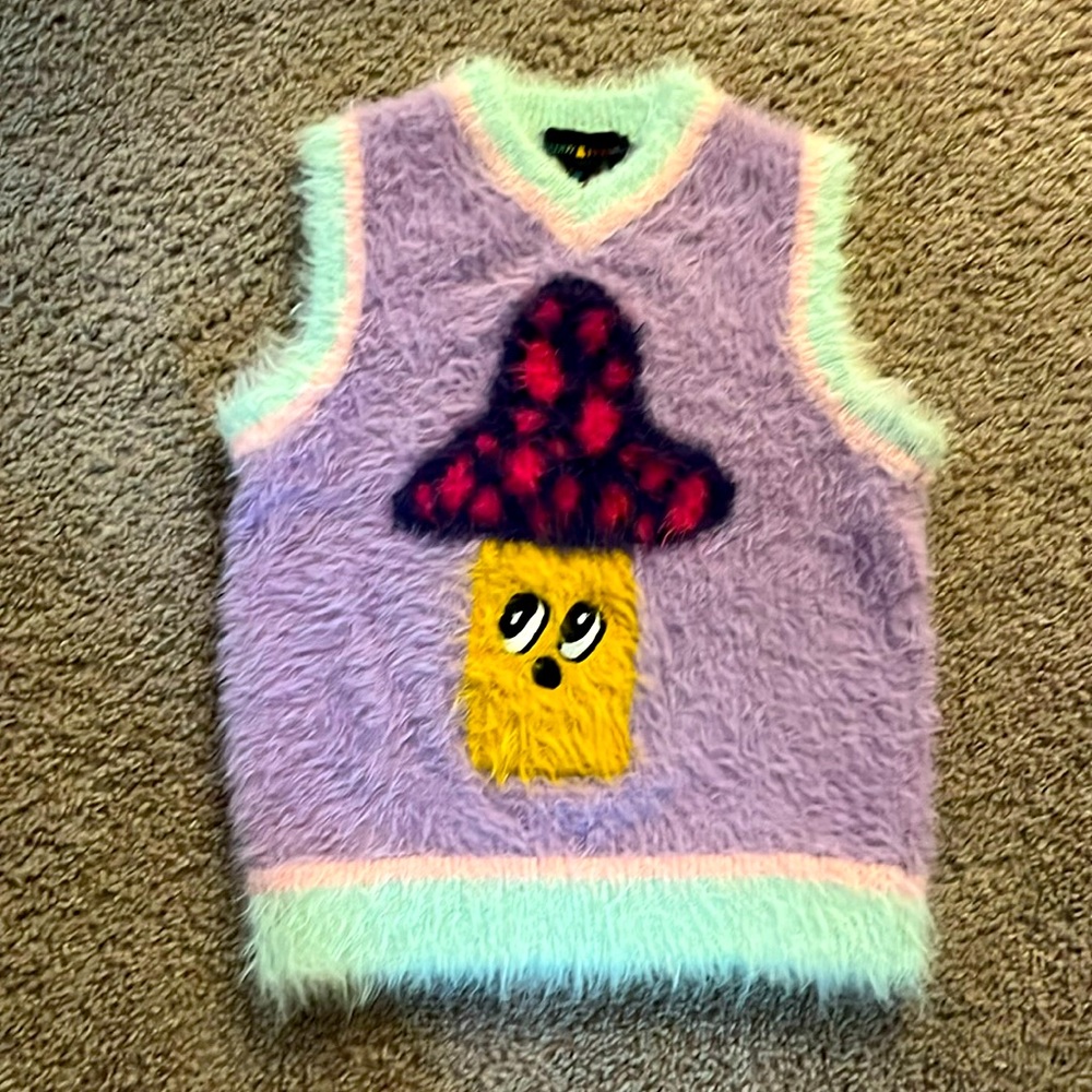 Teddy Fresh size XS lilac fuzzy vest